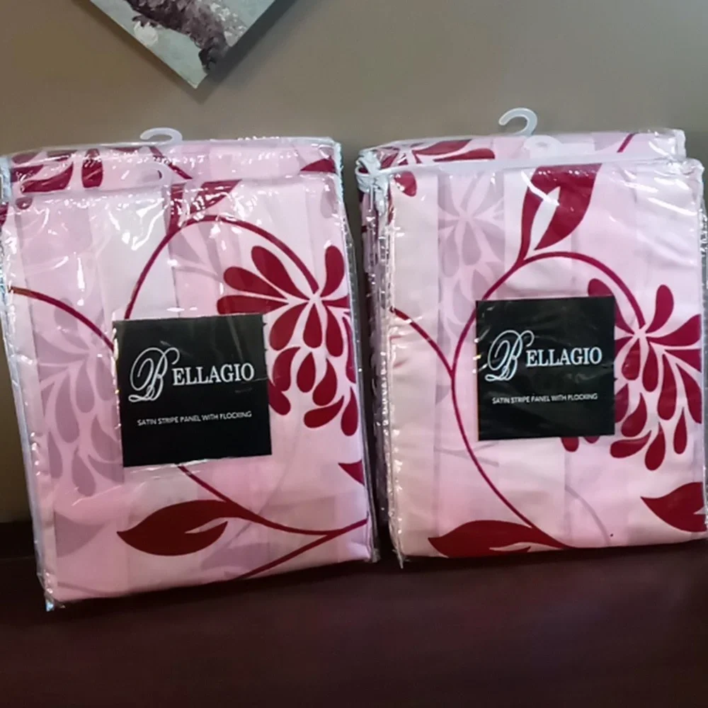 Set of 4 Bellagio Satin Stripe Panel w Flocking 54